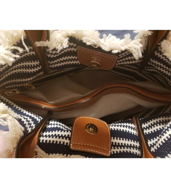Clarks Blue White Fringed Leather Purse Tote Shoulder Bag EUC - Picture 6 of 8